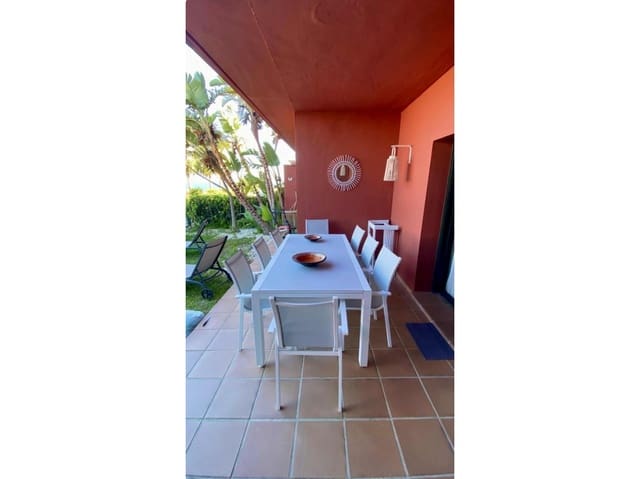 2 soveværelse Lejlighed til leje i La Duquesa / Puerto de la Duquesa, Manilva med swimmingpool - € 1.400 (Ref: 9360497)