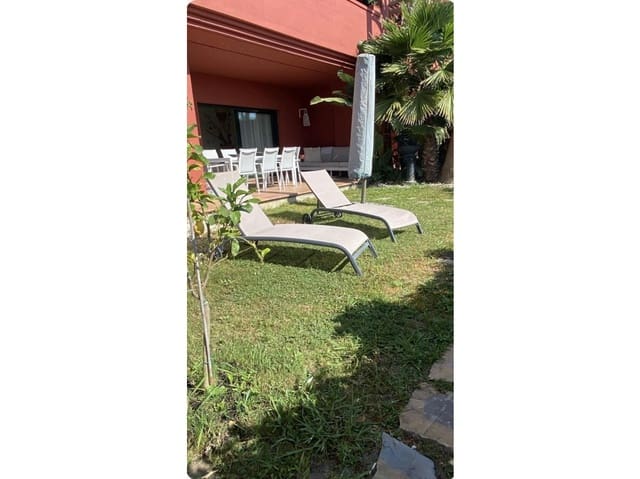 2 soveværelse Lejlighed til leje i La Duquesa / Puerto de la Duquesa, Manilva med swimmingpool - € 1.400 (Ref: 9360497)