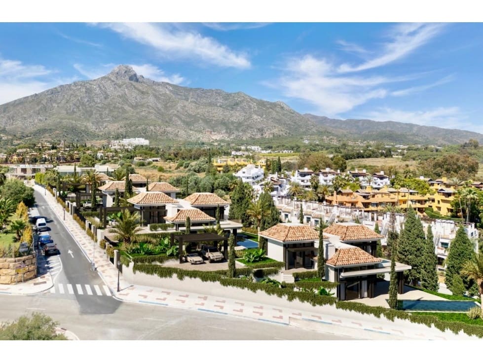 4 soverom Villa til salgs i Marbella med svømmebasseng - € 4 850 000 (Ref: 9378548)