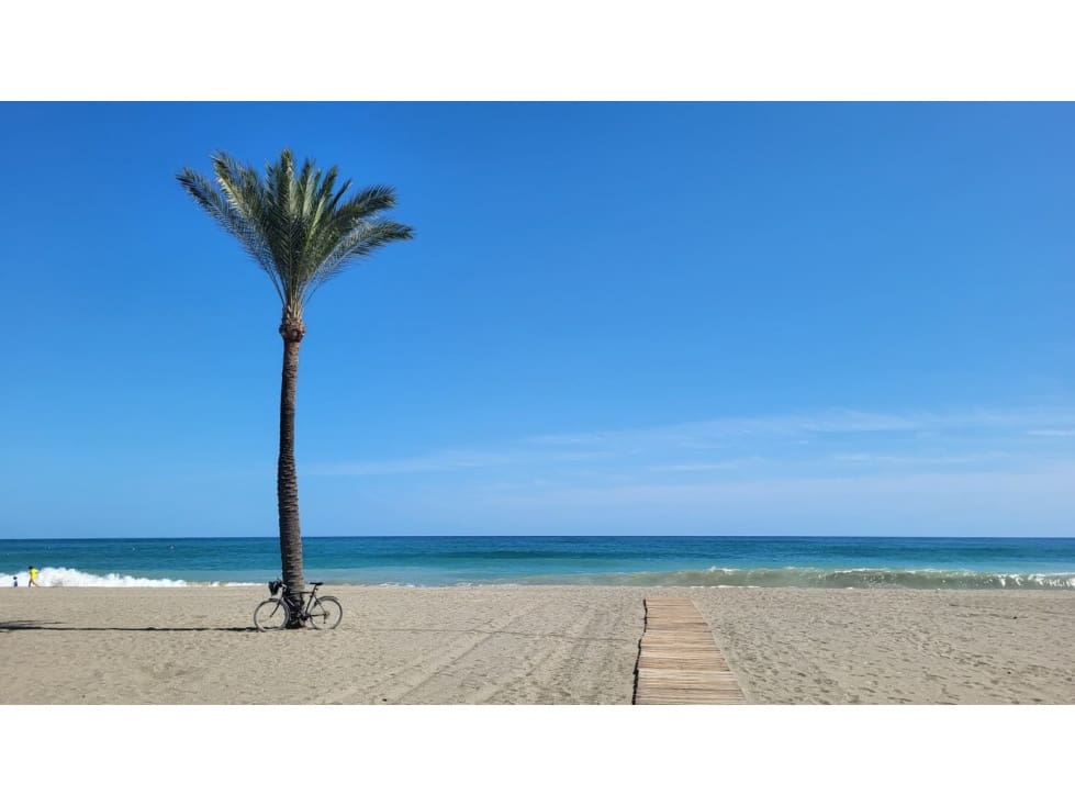 2 bedroom Penthouse for rent in Casares with pool - € 1,480 (Ref: 9378549)