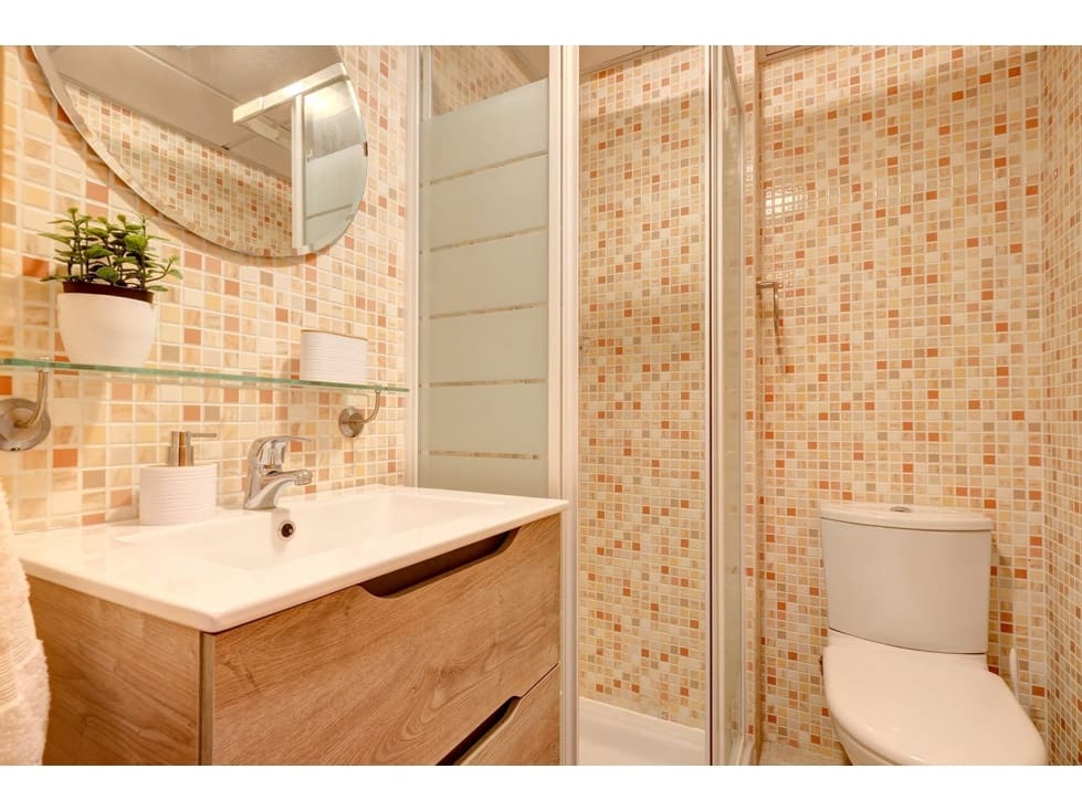 2 bedroom Penthouse for rent in Casares with pool - € 1,480 (Ref: 9378549)