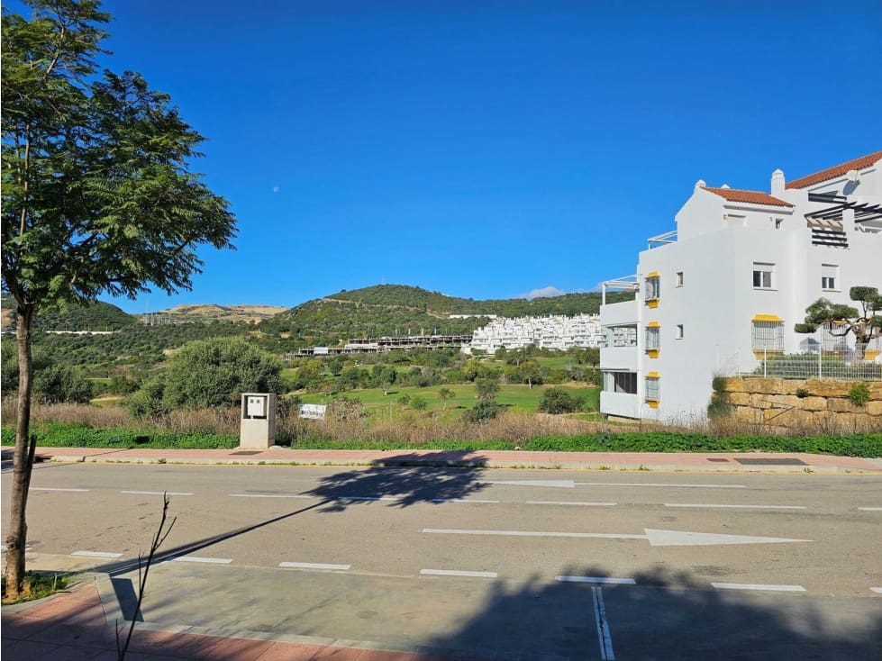 Teren niezagospodarowany na sprzedaż w Estepona - 220 000 € (Ref: 9427053)