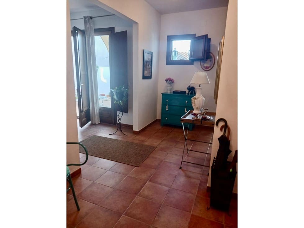 3 sovrum Hus till salu i Iznajar med pool - 189 000 € (Ref: 9533055)