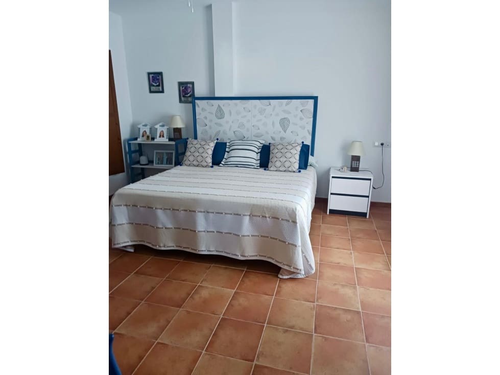 3 sovrum Hus till salu i Iznajar med pool - 189 000 € (Ref: 9533055)