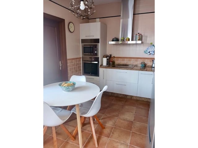 3 sovrum Hus till salu i Iznájar med pool - 189 000 € (Ref: 9533055)