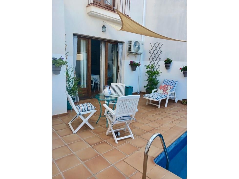 3 sovrum Hus till salu i Iznajar med pool - 189 000 € (Ref: 9533055)