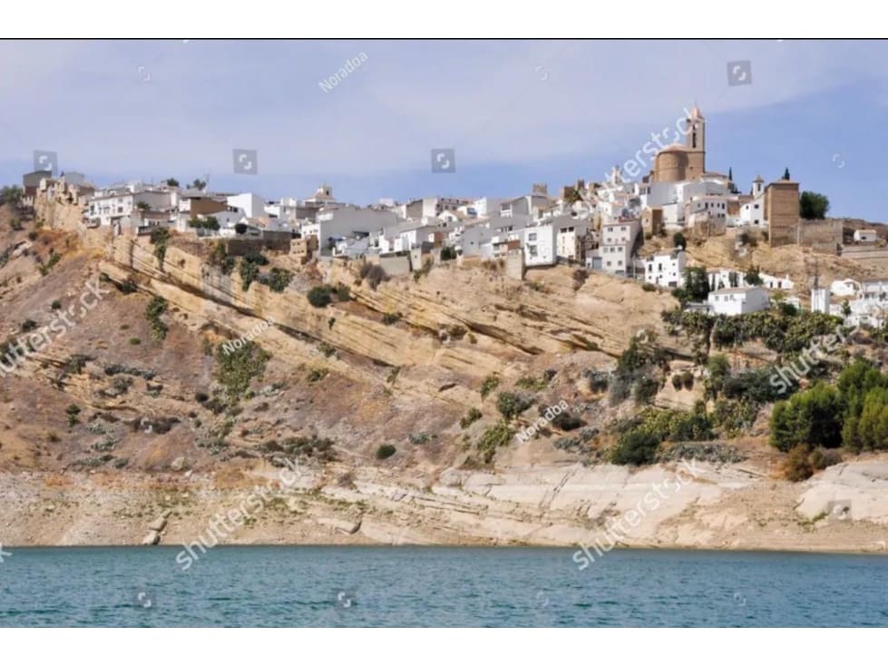 3 sovrum Hus till salu i Iznajar med pool - 189 000 € (Ref: 9533055)