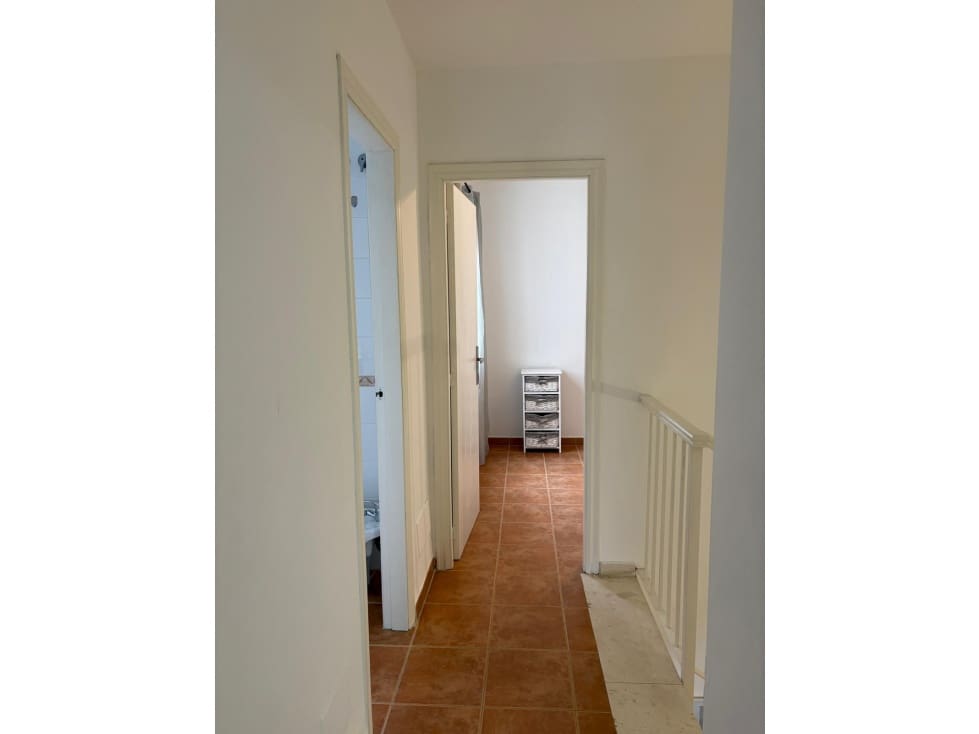 3 soveværelse Byhus til leje i Manilva - € 1.100 (Ref: 9567919)