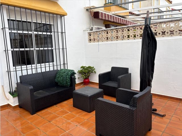 3 soveværelse Byhus til leje i Manilva - € 1.100 (Ref: 9567919)