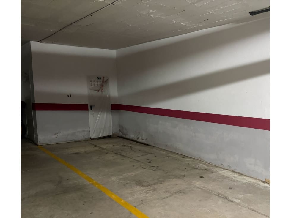 Autotalli myytävänä paikassa Manilva - 11 500 € (Ref: 9598528)