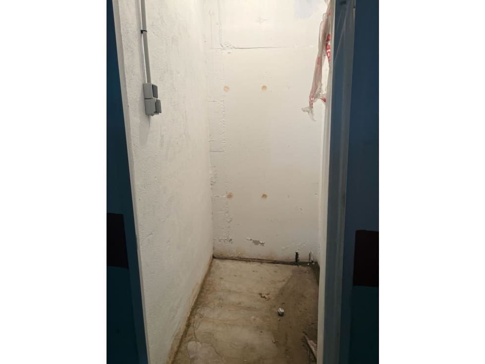 Autotalli myytävänä paikassa Manilva - 11 500 € (Ref: 9598528)