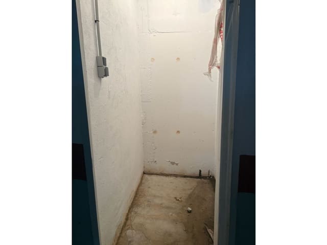 Autotalli myytävänä paikassa Alcorrín, Manilva - 11 500 € (Ref: 9598528)