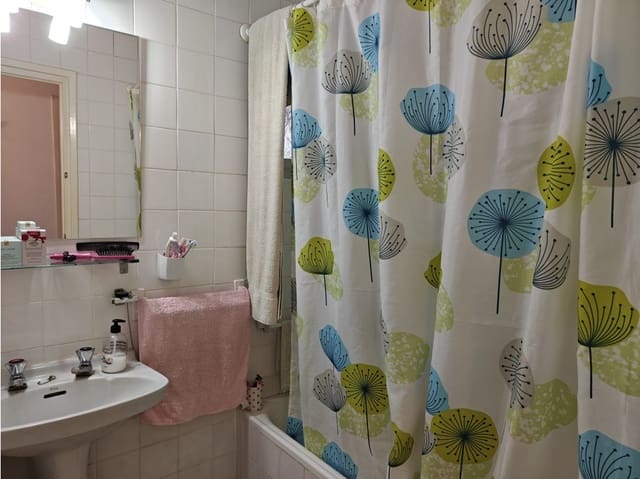 3 bedroom Flat for sale in San Pedro de Alcantara, Marbella - € 235,000 (Ref: 9614583)