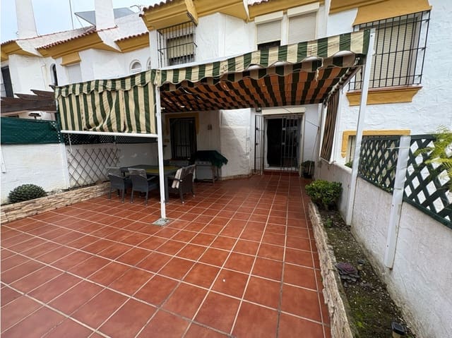 3 camera da letto Casa in vendita in Estepona con piscina - 740.000 € (Rif: 9638953)