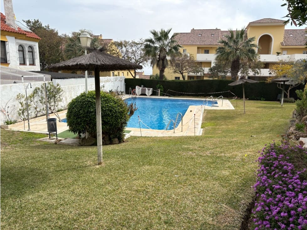 3 camera da letto Casa in vendita in Estepona con piscina - 740.000 € (Rif: 9638953)