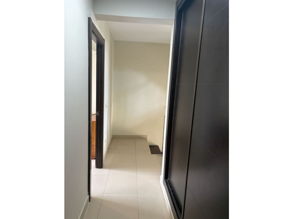 4 chambre Maison de Ville à vendre à Estepona avec piscine - 560 000 € (Ref: 9660777)