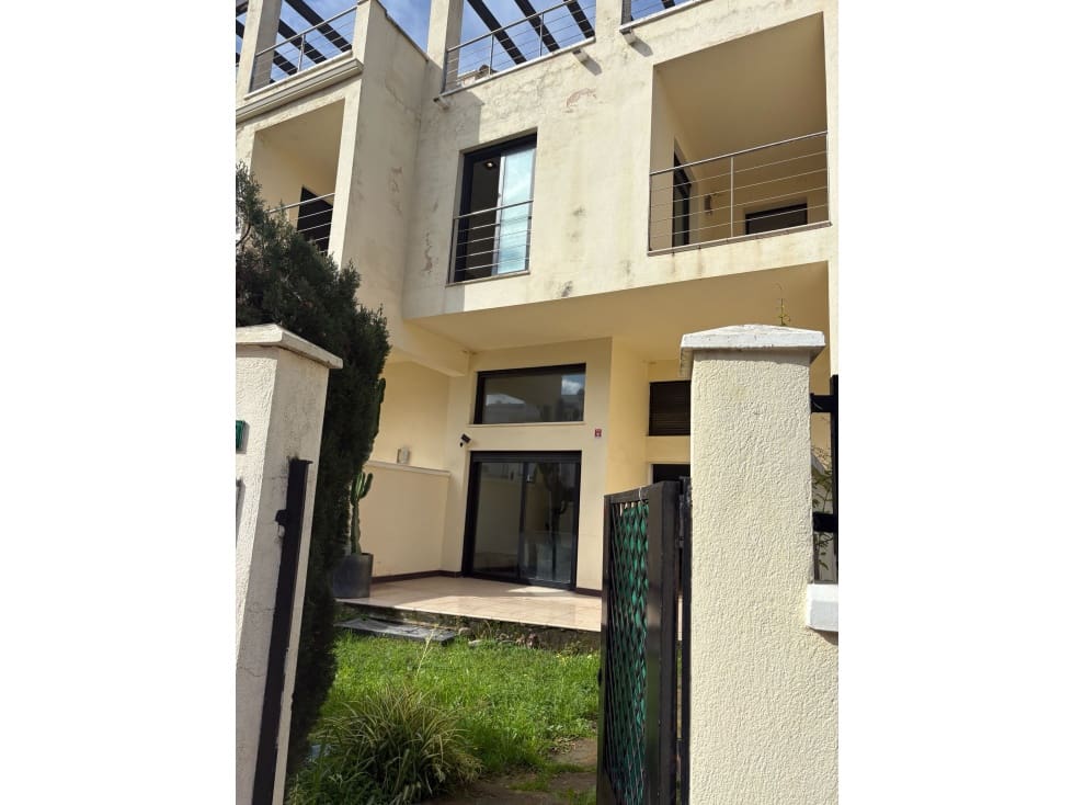 4 chambre Maison de Ville à vendre à Estepona avec piscine - 560 000 € (Ref: 9660777)