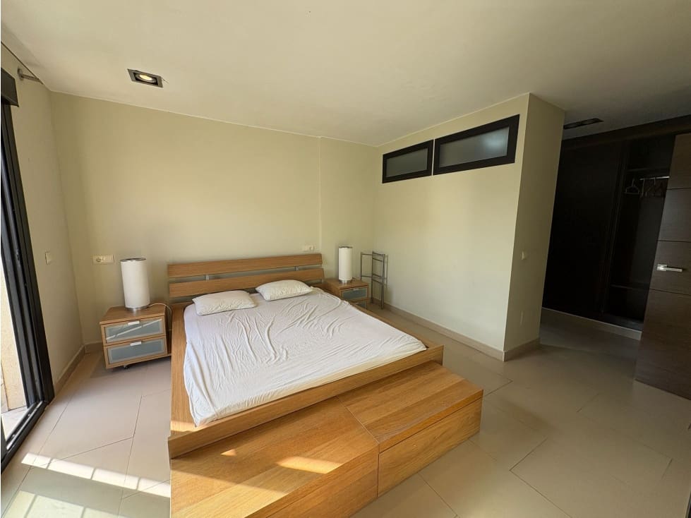 4 chambre Maison de Ville à vendre à Estepona avec piscine - 560 000 € (Ref: 9660777)