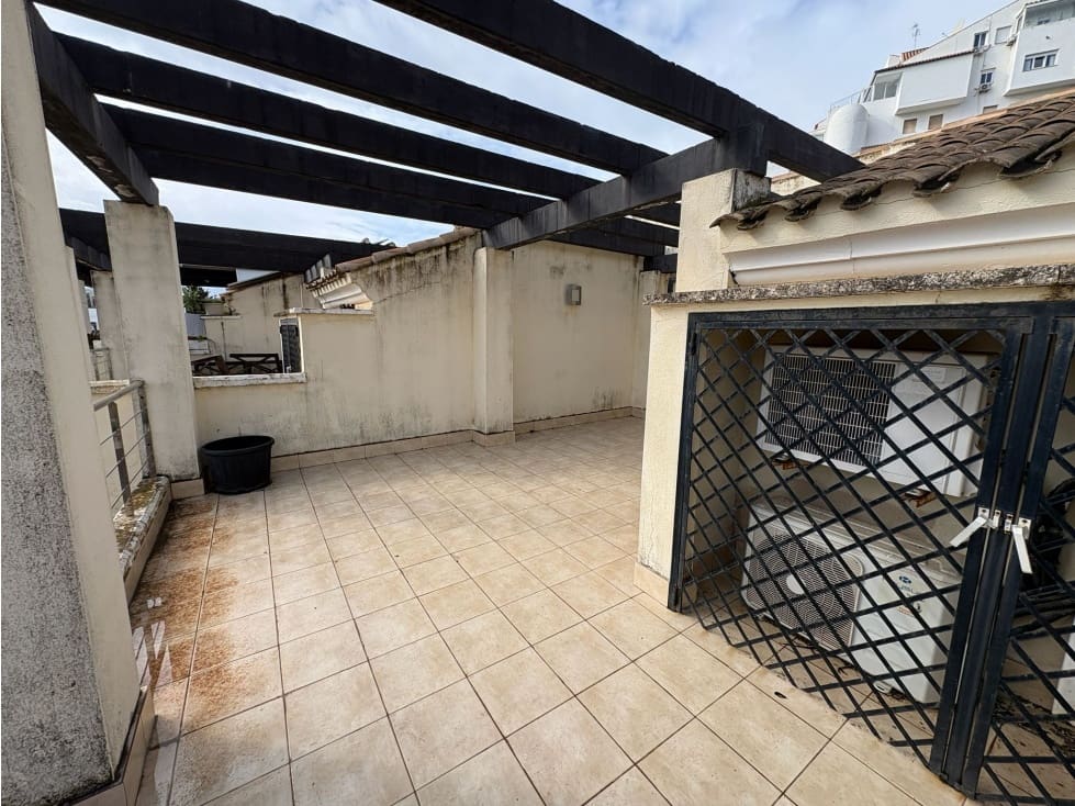 4 chambre Maison de Ville à vendre à Estepona avec piscine - 560 000 € (Ref: 9660777)