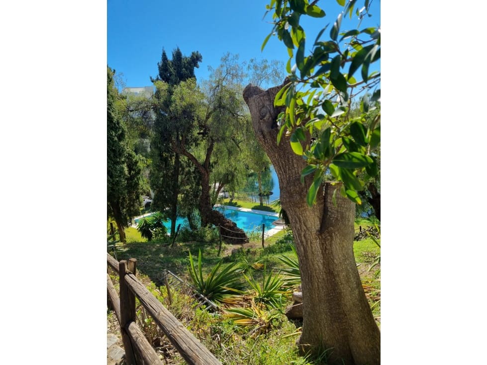 Huoneisto myytävänä paikassa Benahavis mukana uima-altaan - 625 000 € (Ref: 9665731)