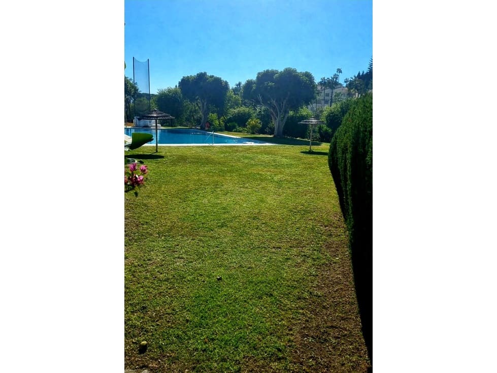 Huoneisto myytävänä paikassa Benahavis mukana uima-altaan - 625 000 € (Ref: 9665731)