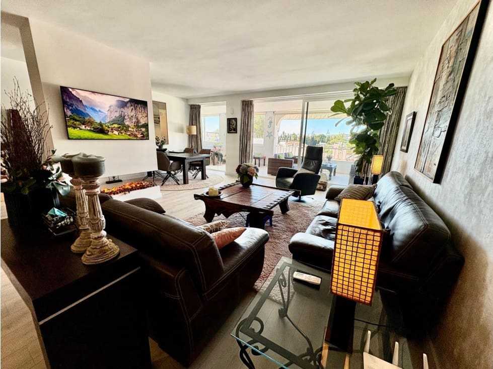 Huoneisto myytävänä paikassa Benahavis mukana uima-altaan - 625 000 € (Ref: 9665731)