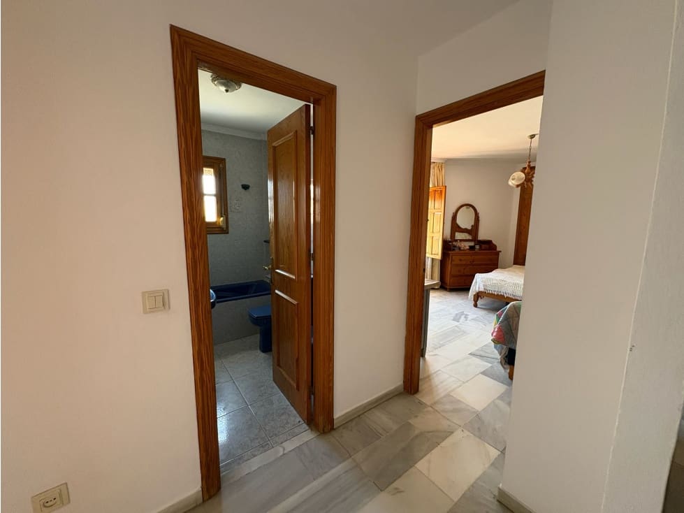 5 slaapkamer Huis te koop in Estepona - € 900.000 (Ref: 9676659)