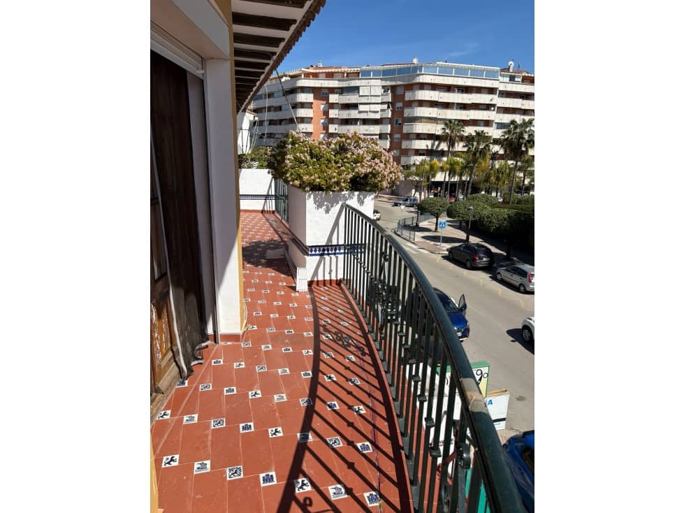 5 slaapkamer Huis te koop in Estepona - € 900.000 (Ref: 9676659)