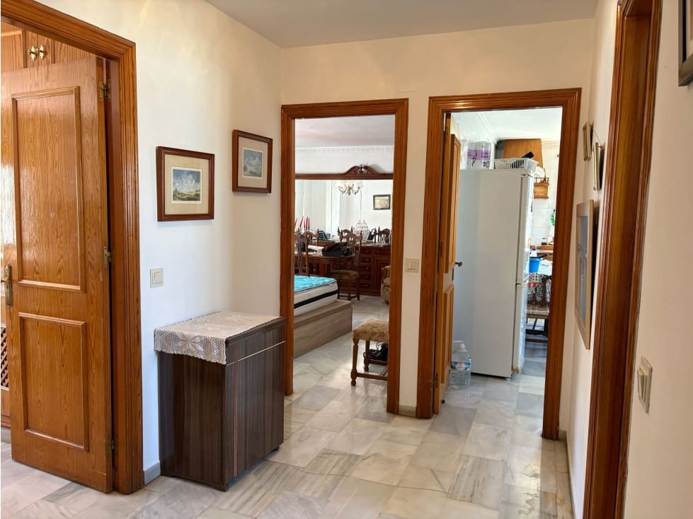 5 slaapkamer Huis te koop in Estepona - € 900.000 (Ref: 9676659)