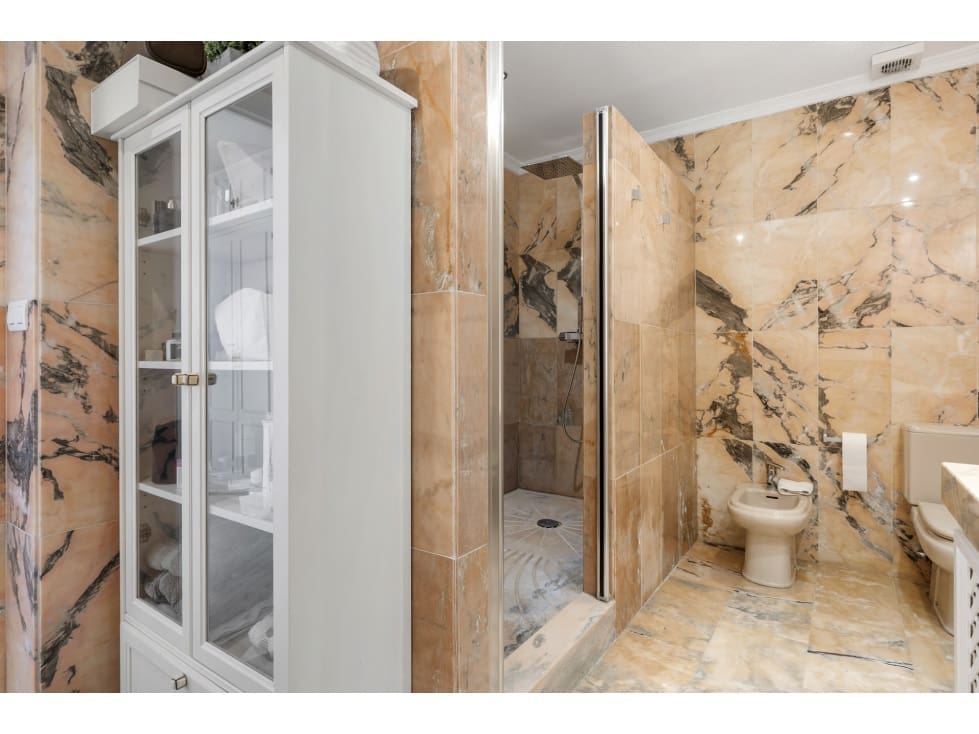 3 sovrum Lägenhet till salu i Nueva Andalucia med pool - 630 000 € (Ref: 9682260)