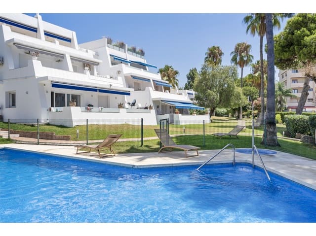 3 sovrum Lägenhet till salu i Nueva Andalucia, Marbella med pool - 630 000 € (Ref: 9682260)