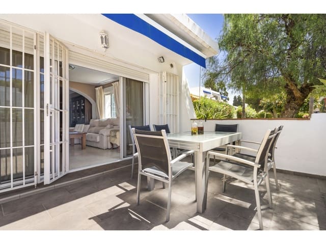 3 sovrum Lägenhet till salu i Nueva Andalucia, Marbella med pool - 630 000 € (Ref: 9682260)