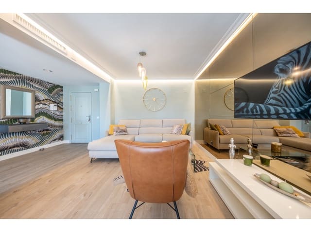 2 makuuhuone Huoneisto myytävänä paikassa Marbella - 630 000 € (Ref: 9685918)