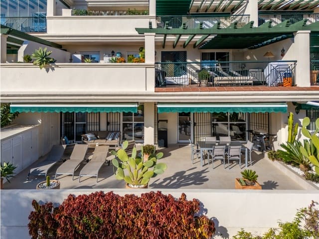 2 makuuhuone Huoneisto myytävänä paikassa Marbella - 630 000 € (Ref: 9685918)