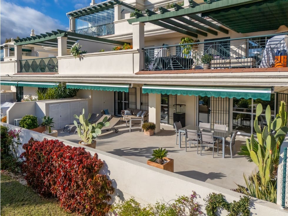 2 makuuhuone Huoneisto myytävänä paikassa Marbella - 630 000 € (Ref: 9685918)