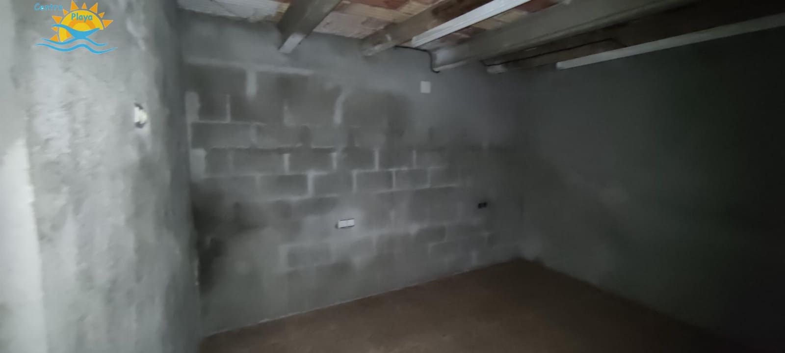 4 bedroom Townhouse for sale in Calig - € 59,600 (Ref: 9117227)