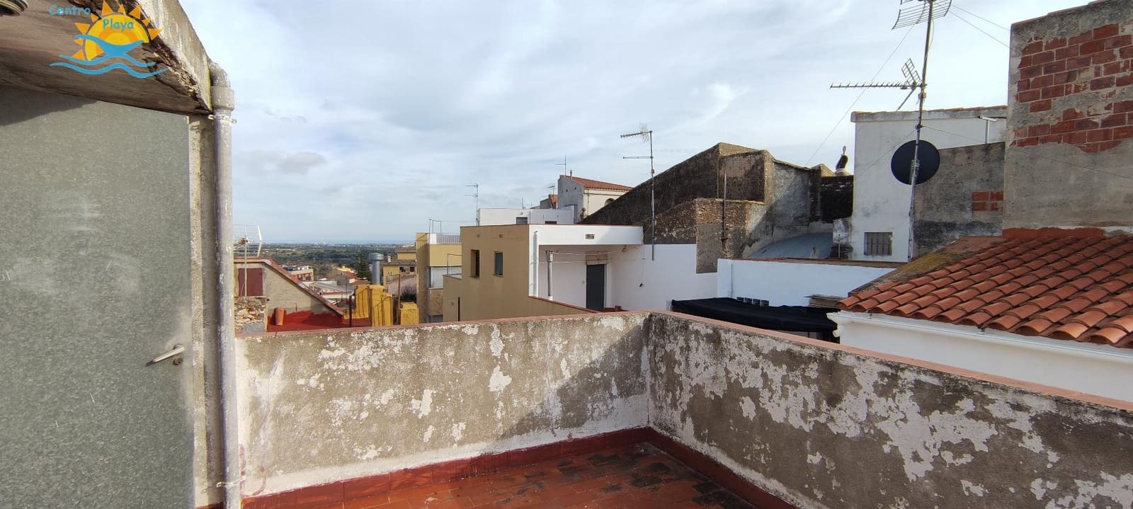 4 bedroom Townhouse for sale in Calig - € 59,600 (Ref: 9117227)