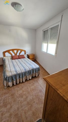 4 bedroom Villa for sale in Valencia city with garage - € 100,000 (Ref: 9117251)