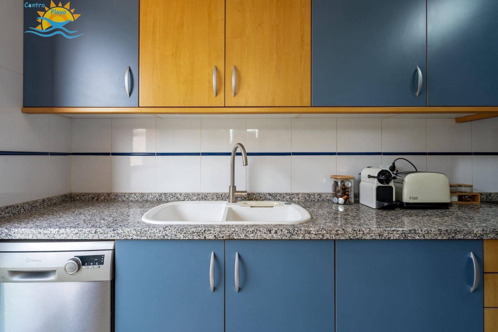 Apartamento de 3 habitaciones en Dénia en venta con piscina garaje - 420.000 € (Ref: 9236261)