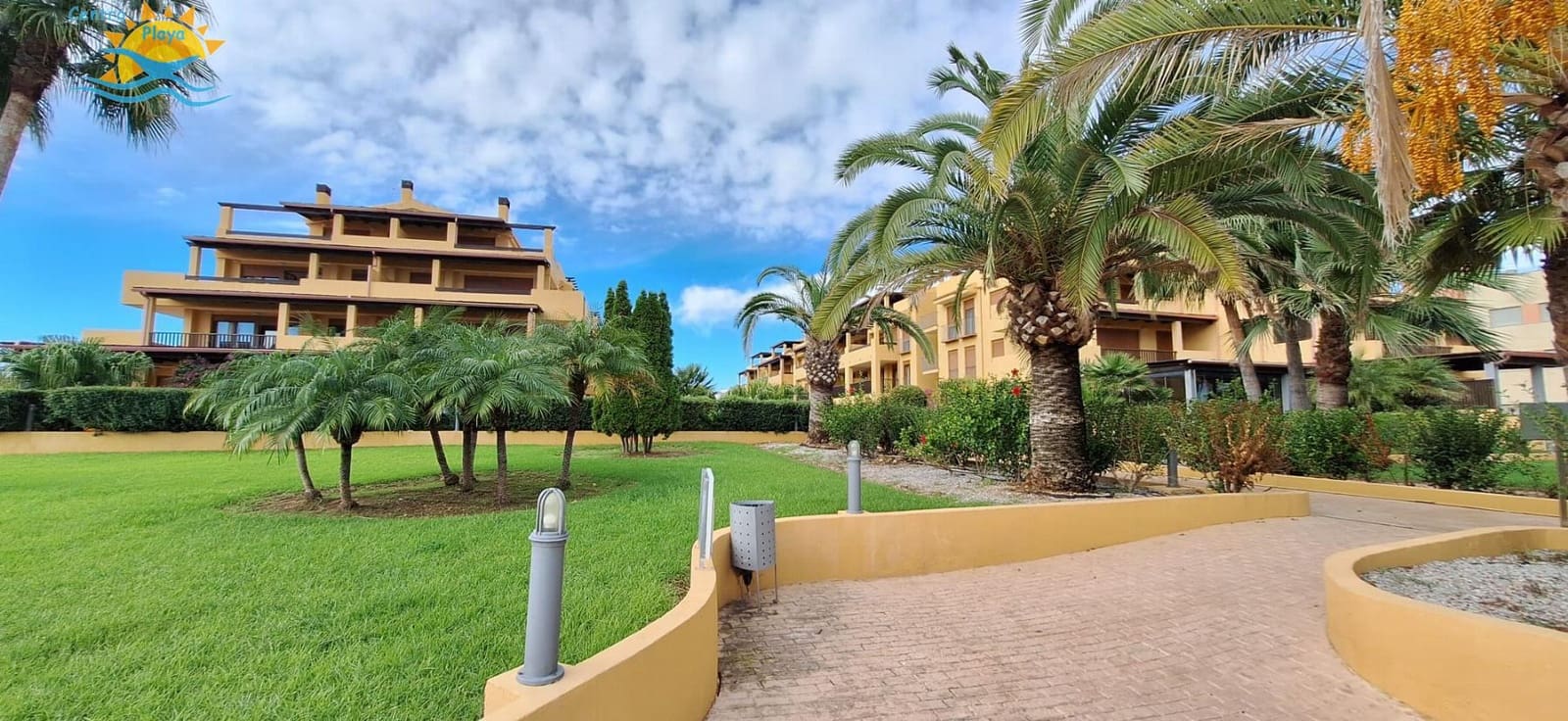 Apartamento de 2 habitaciones en Alcossebre en venta con piscina garaje - 299.000 € (Ref: 9371877)