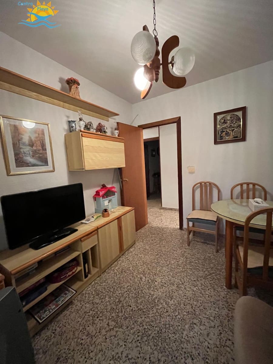 4 slaapkamer Flat te koop in Oropesa  - € 120.000 (Ref: 9386932)