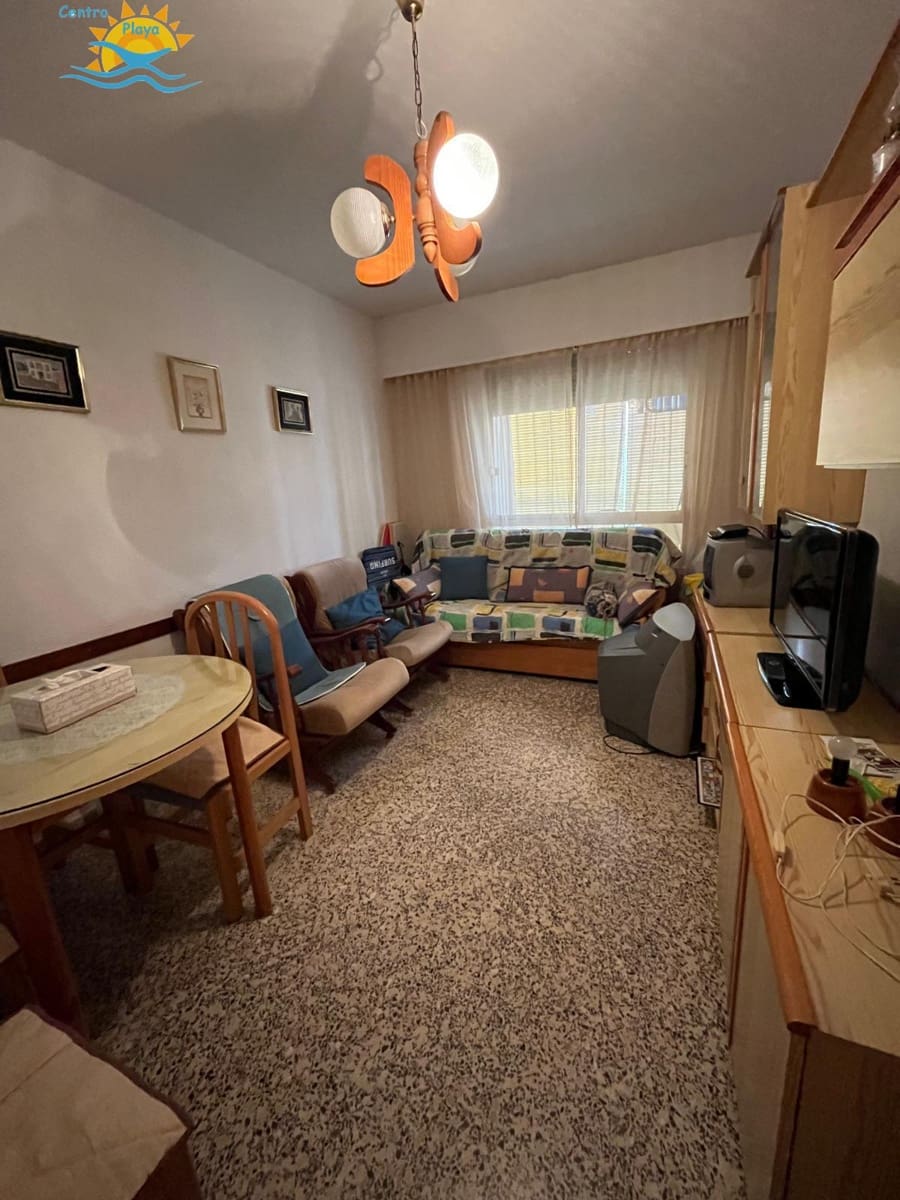 4 slaapkamer Flat te koop in Oropesa  - € 120.000 (Ref: 9386932)