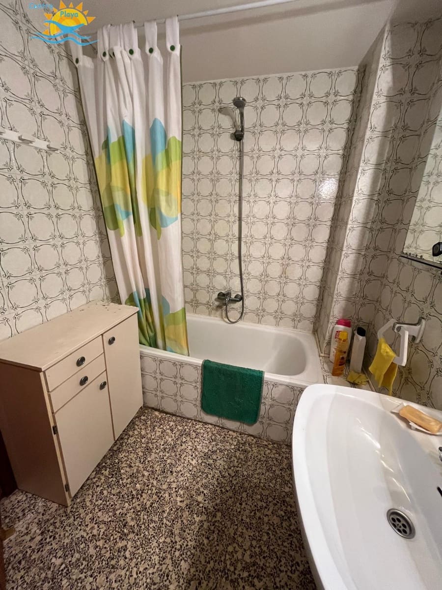 4 slaapkamer Flat te koop in Oropesa  - € 120.000 (Ref: 9386932)