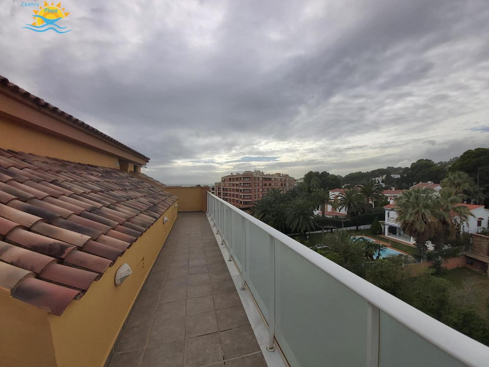 Ático de 1 habitación en Alcossebre en venta con piscina garaje - 165.000 € (Ref: 9393902)