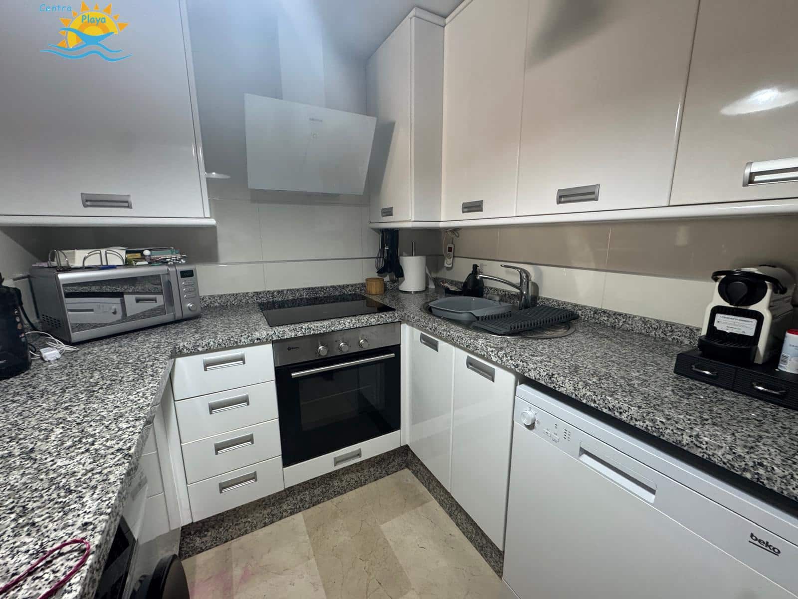 2 sovrum Lägenhet till salu i Denia med pool - 335 000 € (Ref: 9419077)