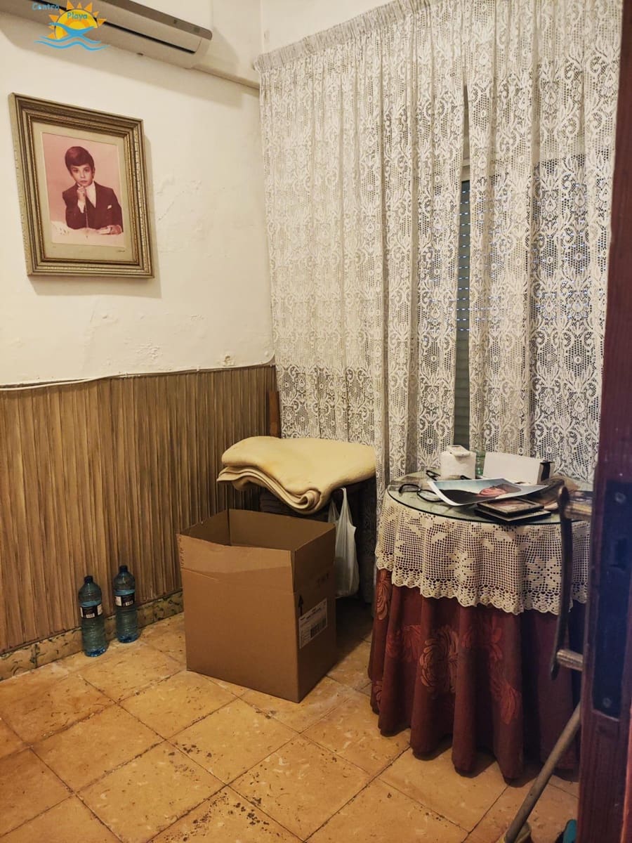 4 soveværelse Byhus til salg i Albalat de la Ribera med garage - € 104.000 (Ref: 9419562)