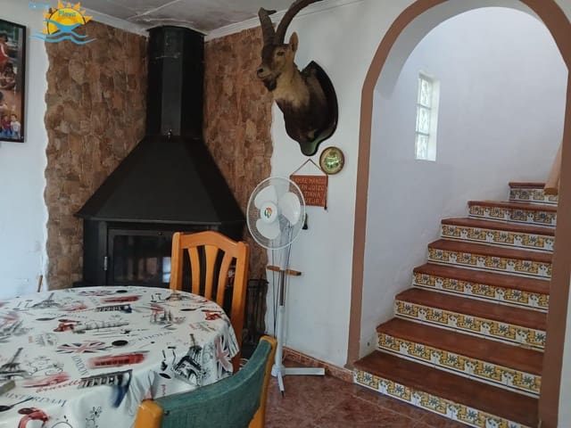 2 bedroom Finca/Country House for sale in Favara with pool garage - € 135,000 (Ref: 9419563)