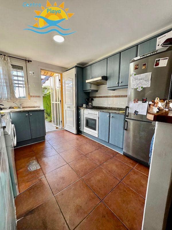 3 slaapkamer Bungalow te koop in Denia met zwembad - € 280.000 (Ref: 9424169)