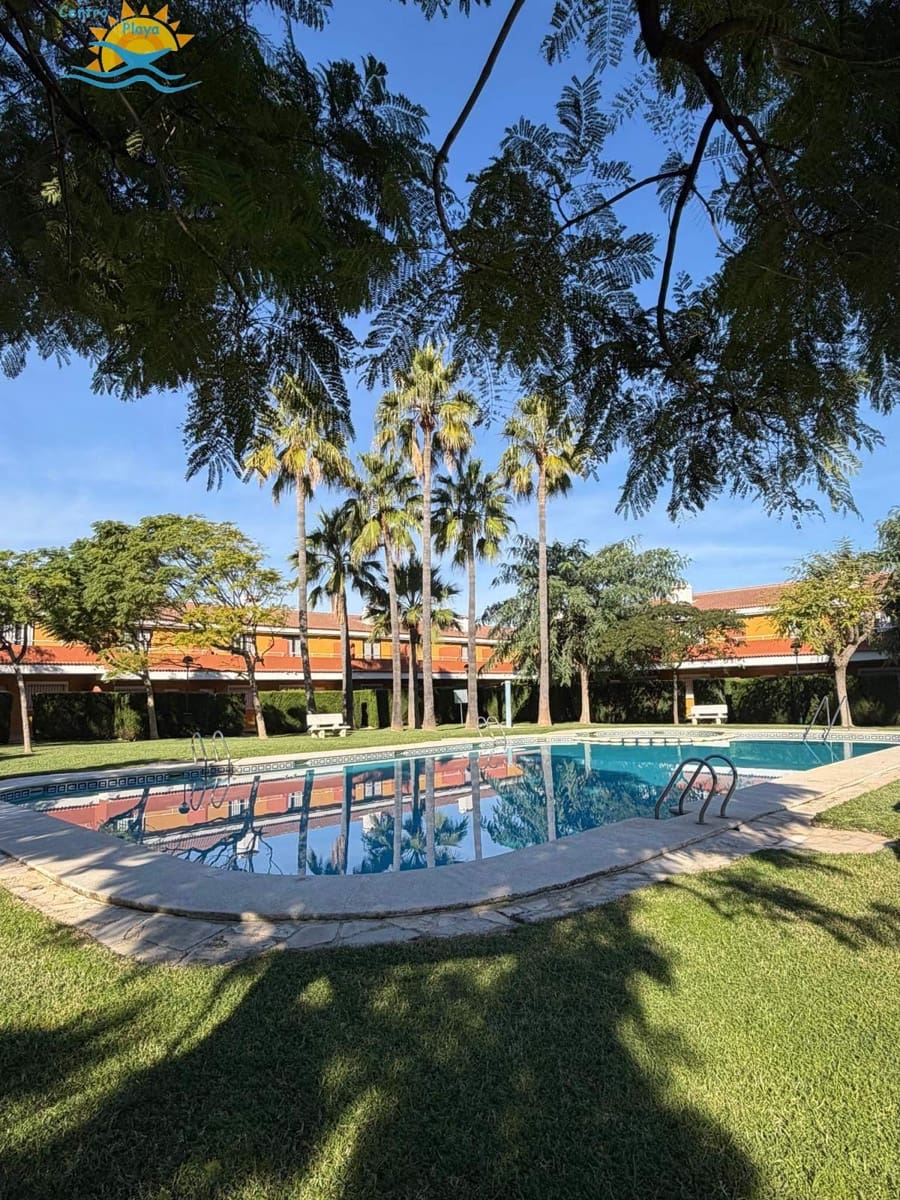 3 slaapkamer Bungalow te koop in Denia met zwembad - € 280.000 (Ref: 9424169)