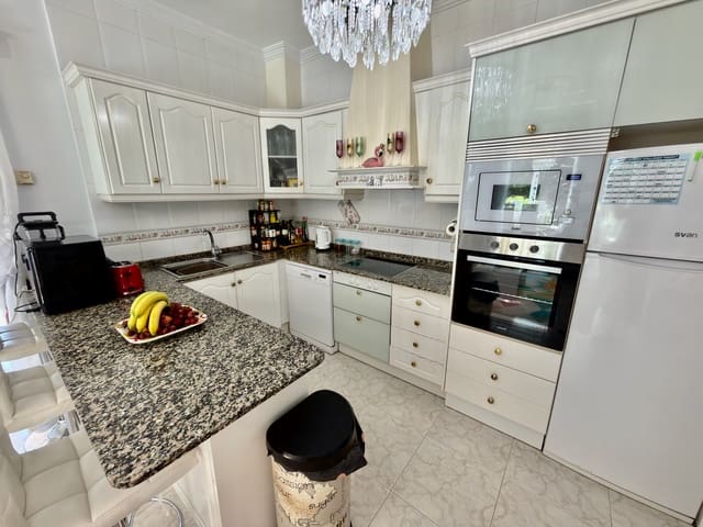4 Zimmer Villa zu verkaufen in Doña Pepa, Rojales mit Pool - 575.000 € (Ref: 10016295)